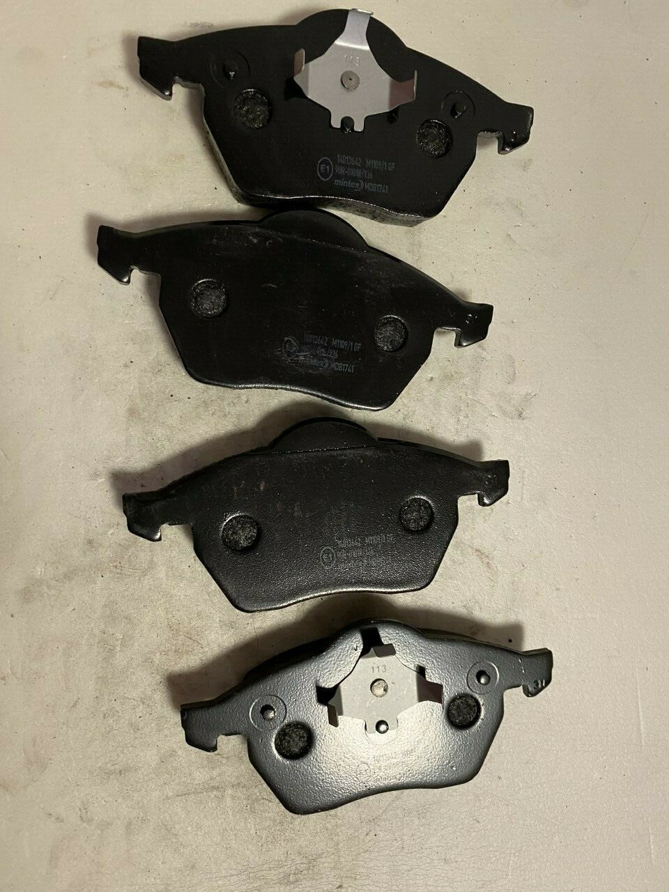 Mintex MDB1741 Front Brake Pad Set