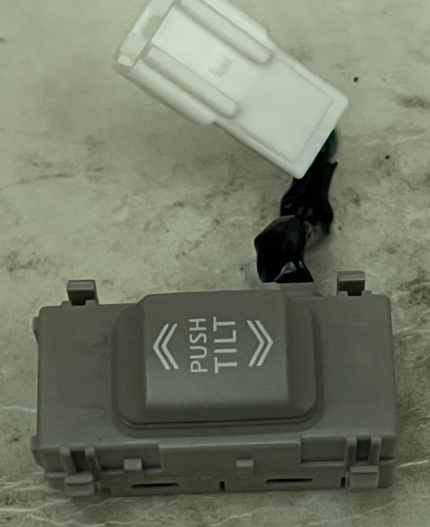 Genuine Nissan 25450-3TA0B Sunroof Switch Button Push / Tilt