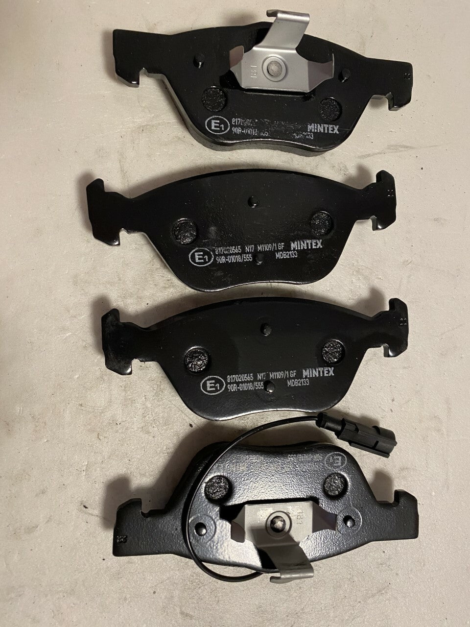 Mintex MDB2133 Front Brake Pad Set