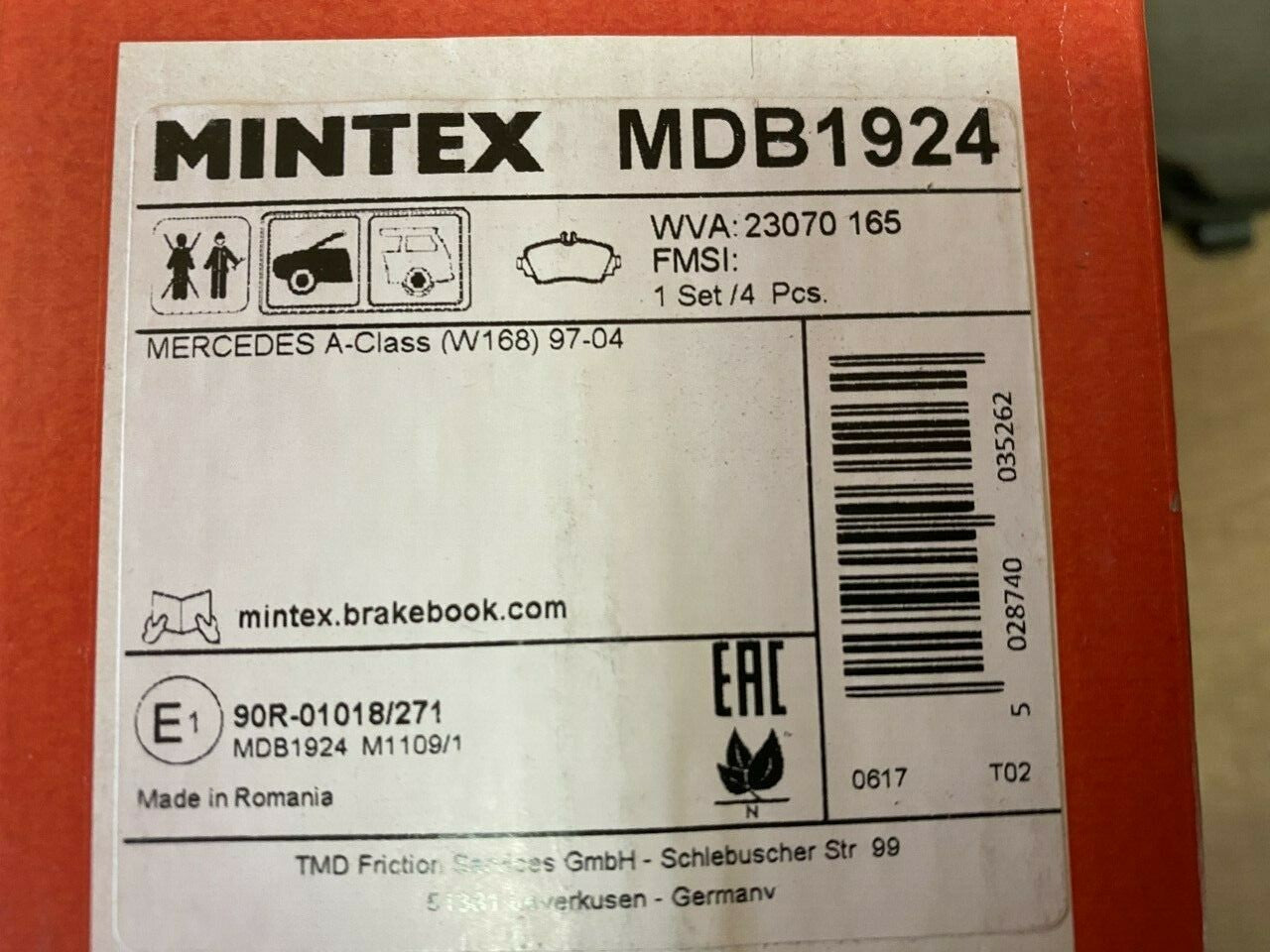 Mintex MDB1924 Front Brake Pad Set fits Mercedes