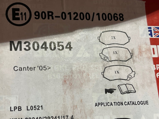 Solid Auto M304054 Brake Pad Set fits 