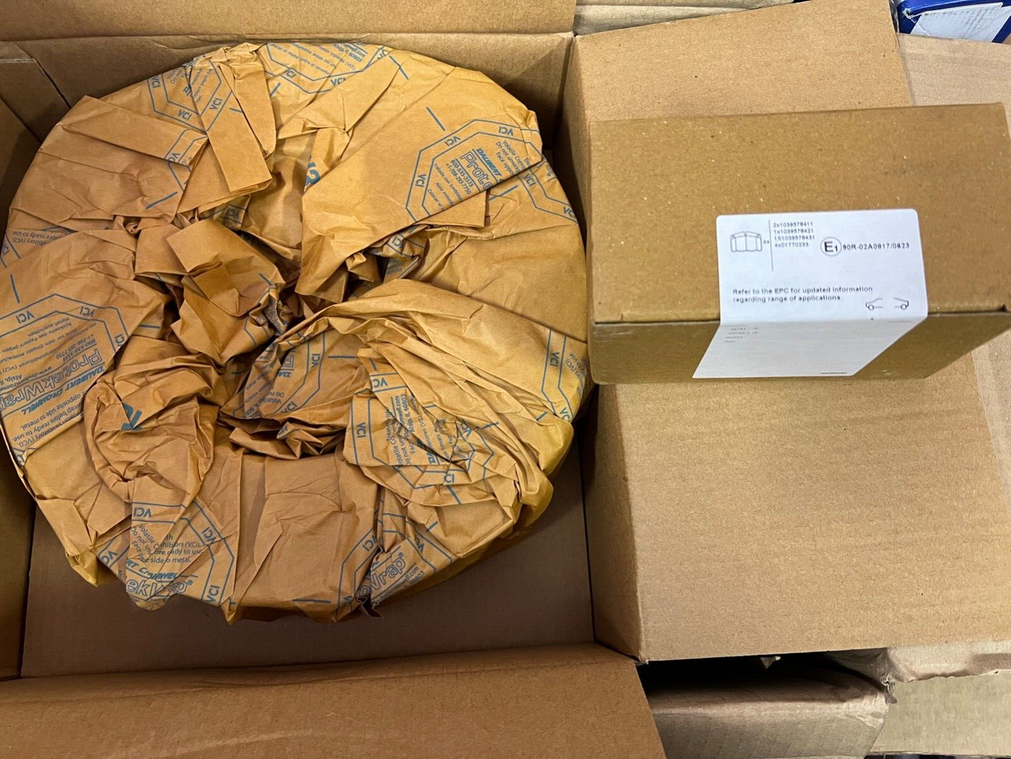 Genuine Vauxhall Astra J Zafira C 300mm Front Brake Disc & Pads Set 1680582080