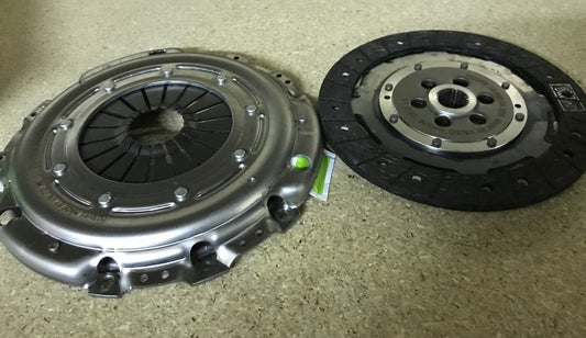 2 Piece Clutch Ford C-Max Focus Focus C-Max Volvo C30 S40 V50 Valeo 826745