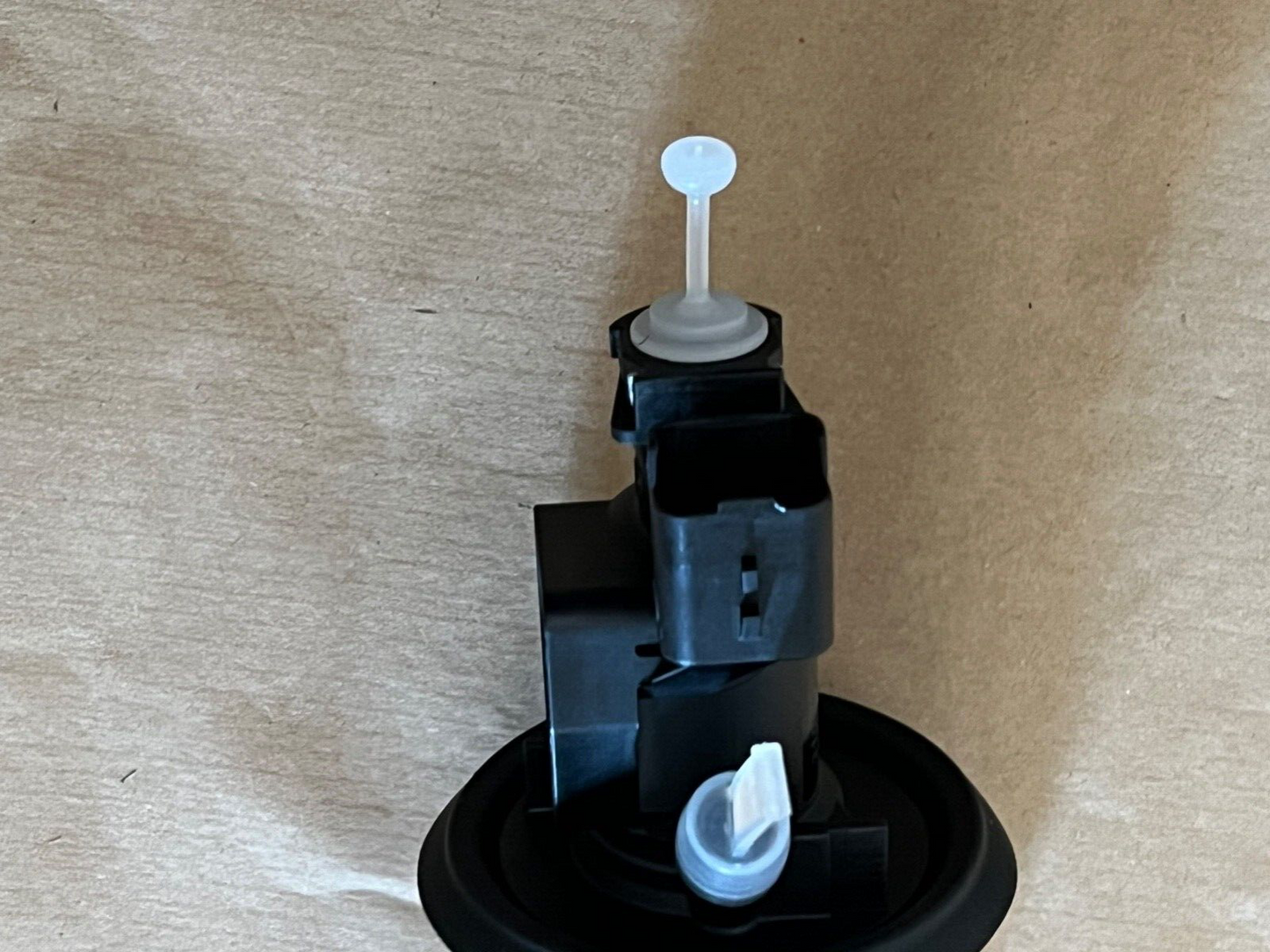 Genuine PSA 9809426080 Clutch Master Cylinder fits Peugeot Citroen Vauxhall