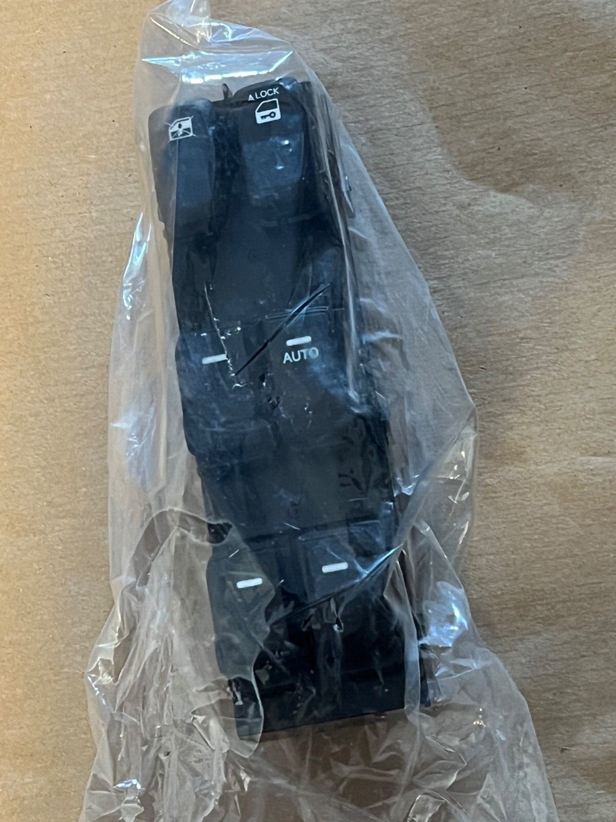 Genuine New Hyundai iX35 & Tucson Electric Window Switches 93571-2S800