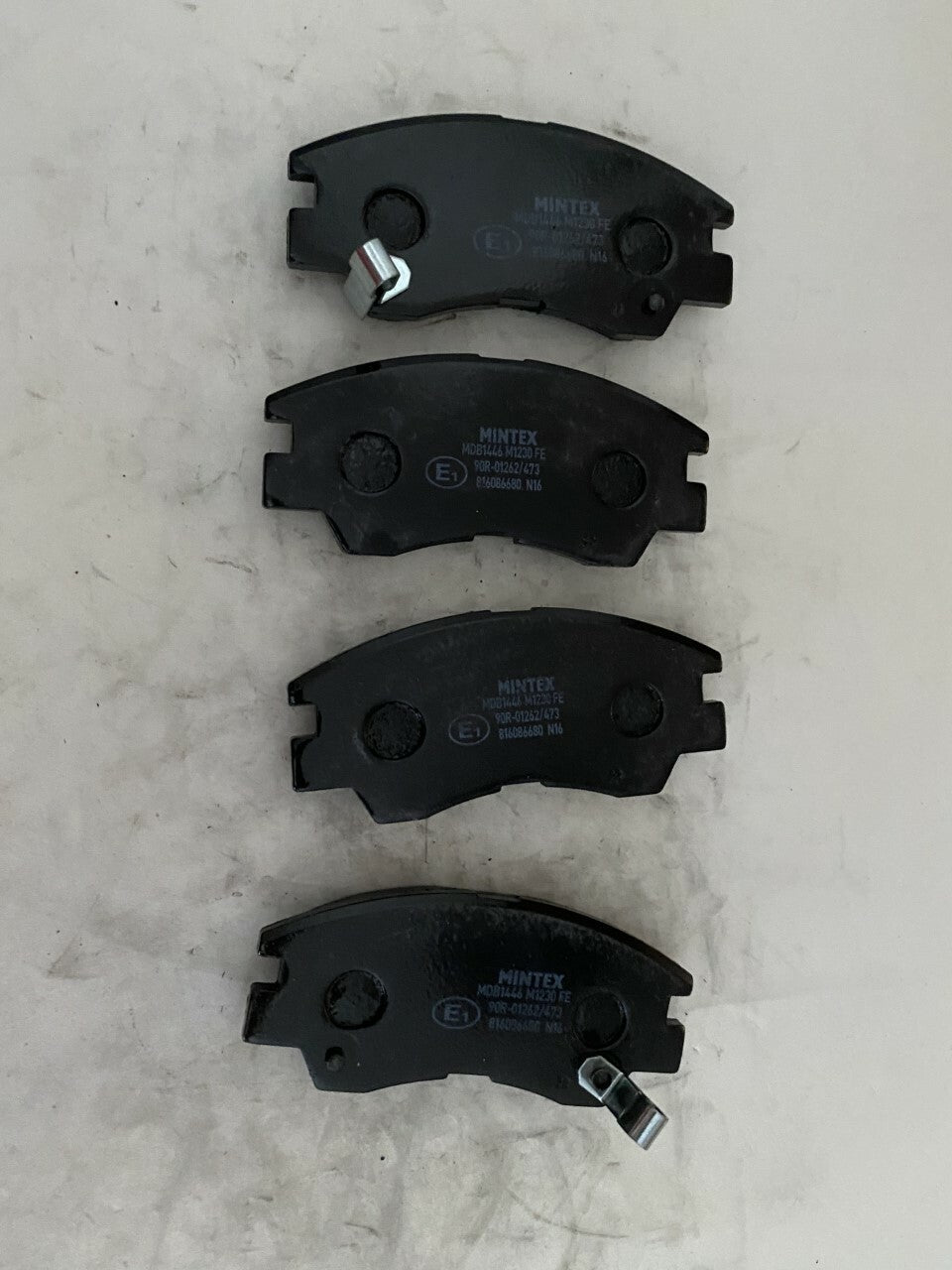 Mintex MDB1446 Front Brake Pad Set fits Mitsubishi