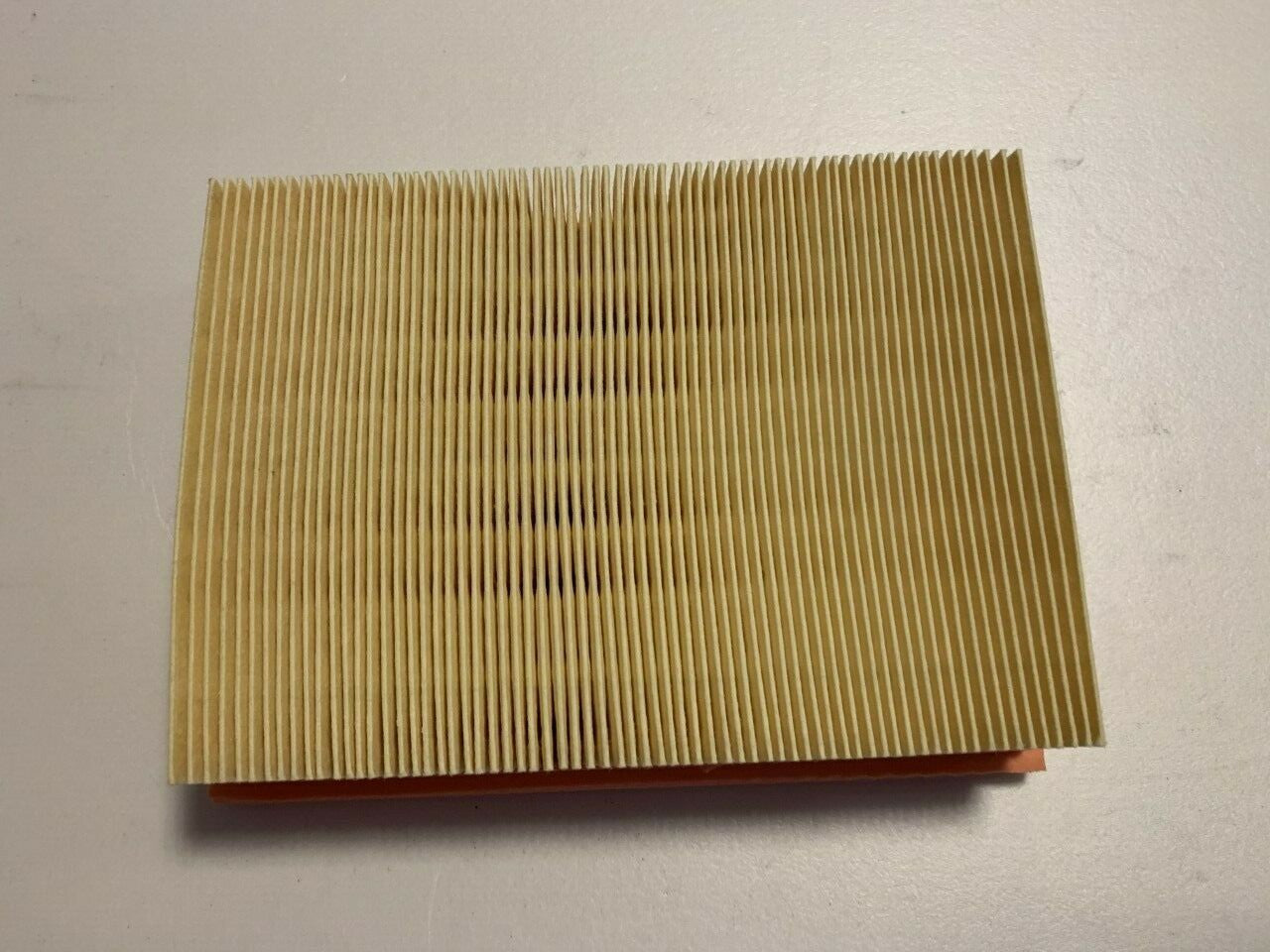 Ford Courier Ford Fiesta Comline EAF054 Air Filter