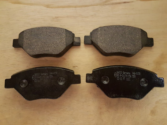 Front Brake Pads Renault Megane 02-08 Megane Sport Tourer 03-09 Vaico V46-0158