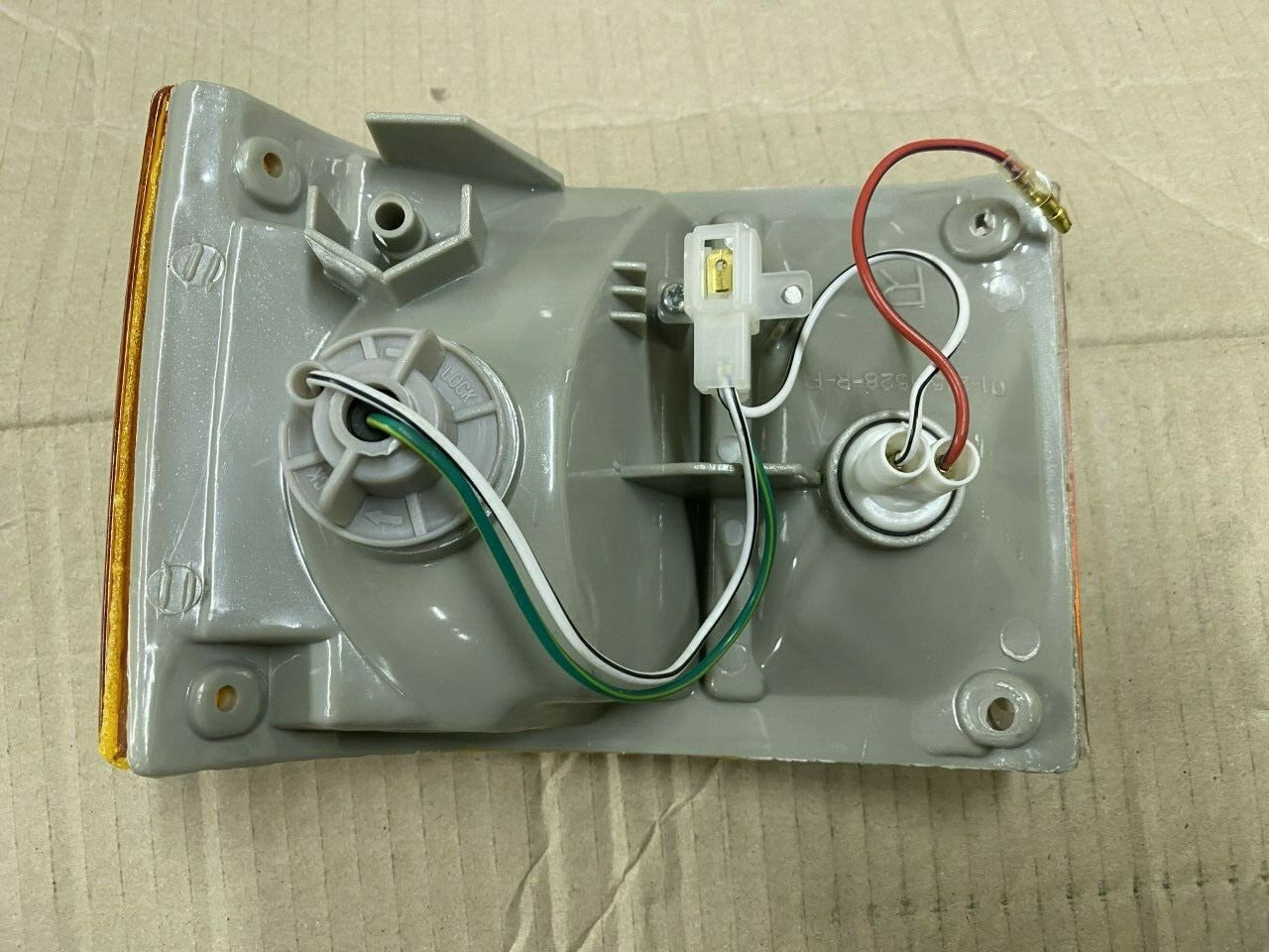 Lucid 215-1528-A Lamp Rght Hand Side fits E24 Nissan Urvan