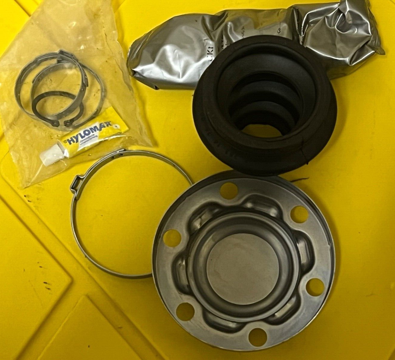 Genuine BMW Rear CV Boot Kit