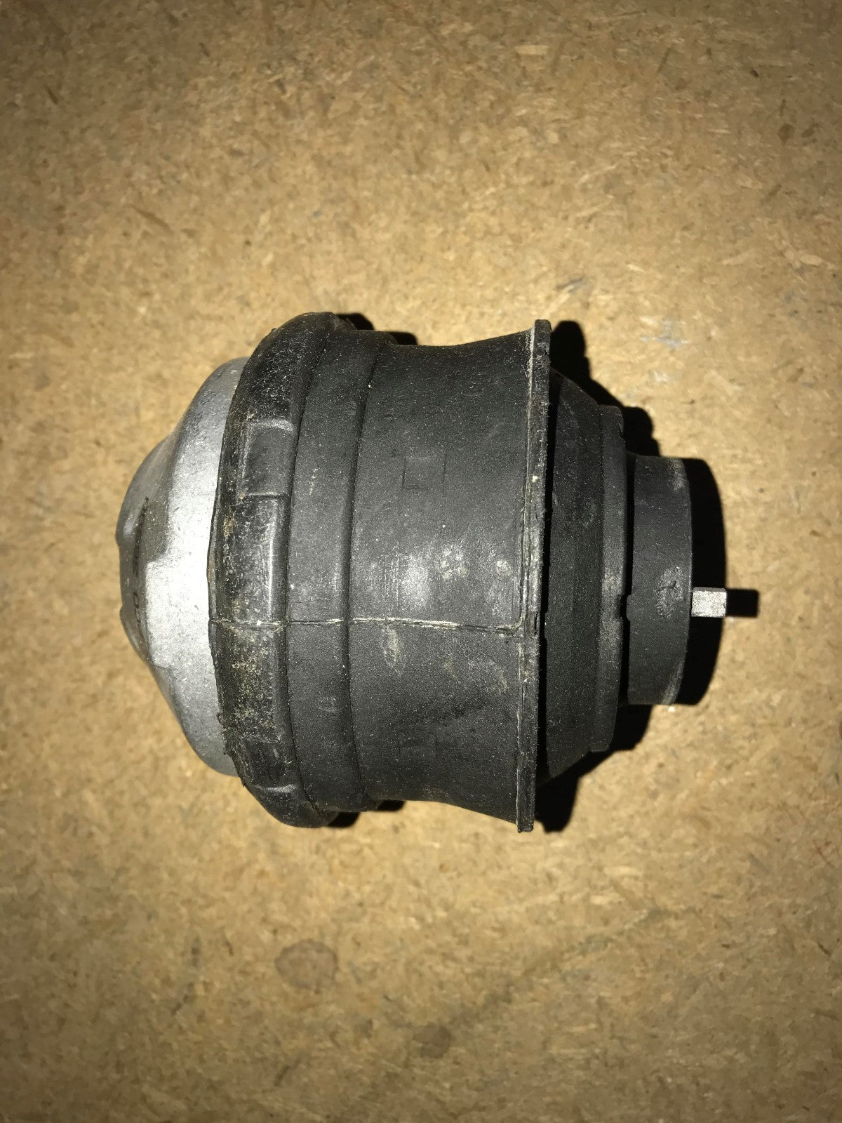 Front Left Engine Mount Mercedes 93-01 C-Class Mercedes CLK200 97-02 36898