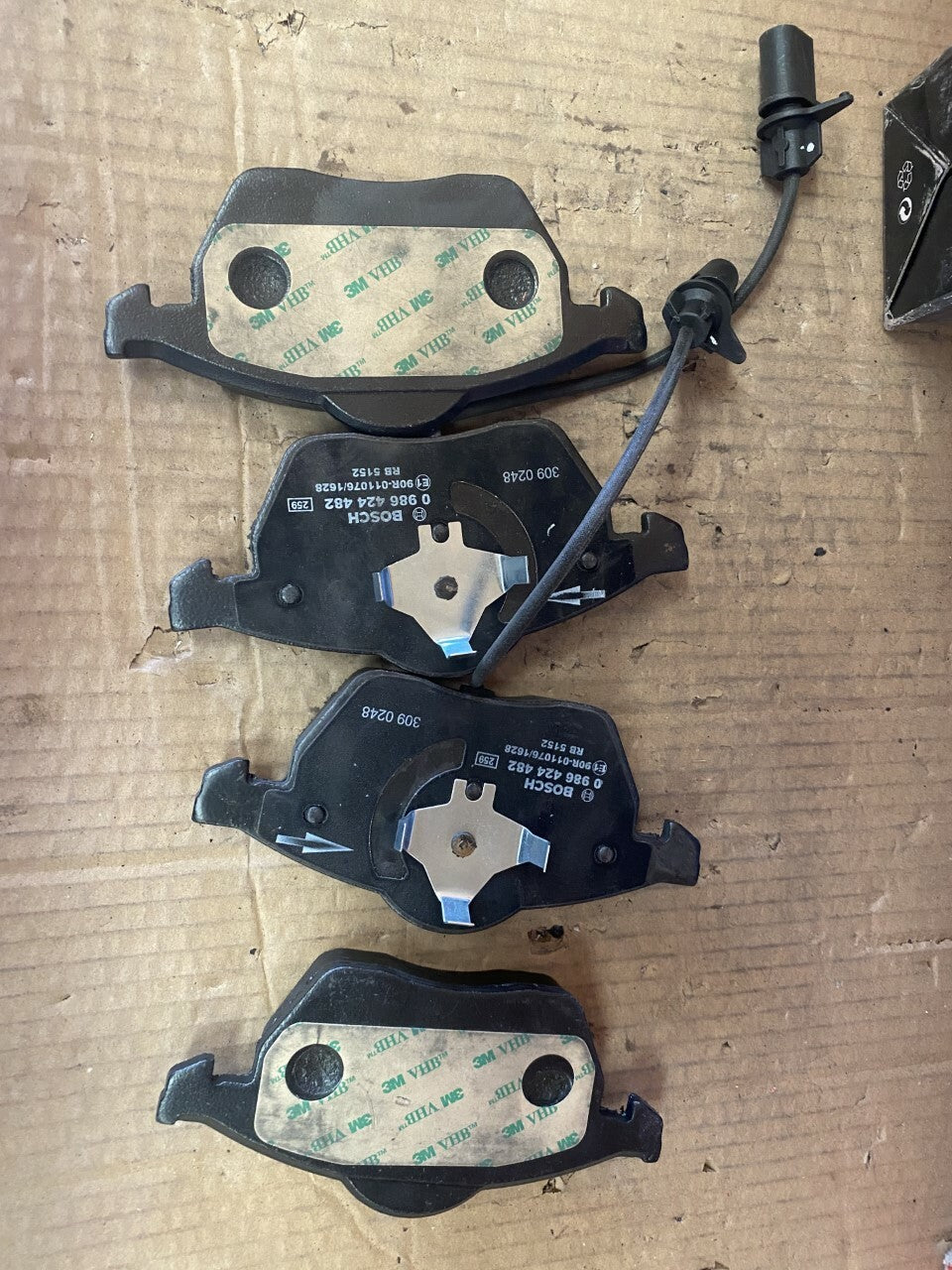 Bosch 0986424482 Brake Pad Set fits Audi VW Volkswagon