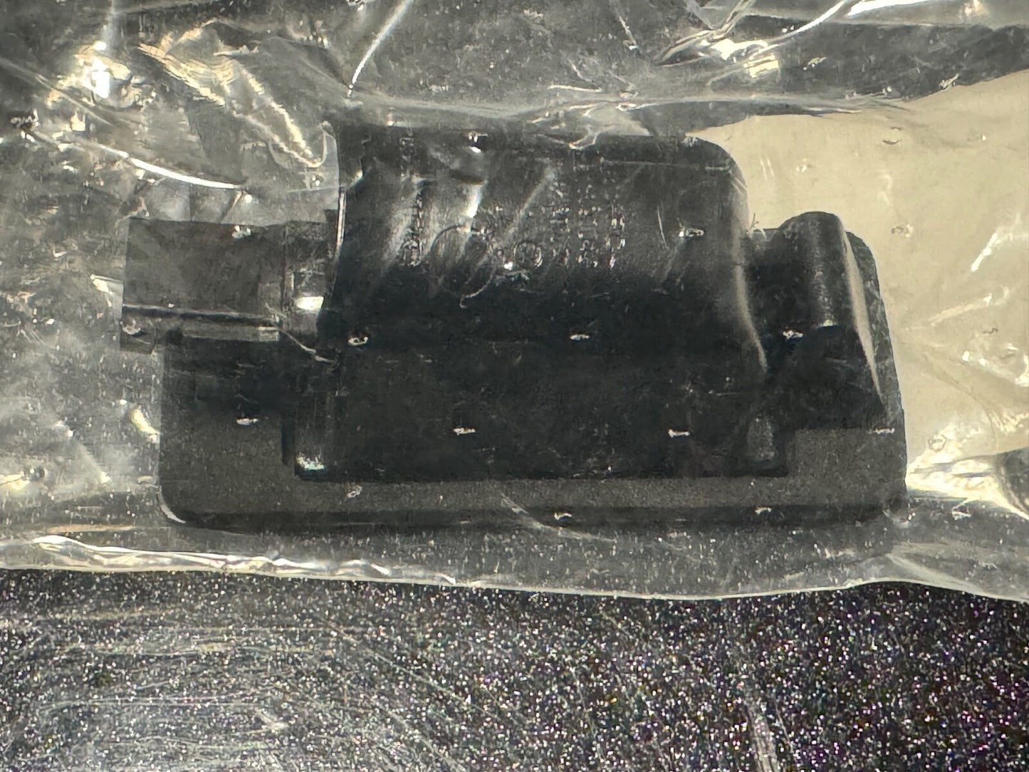 Genuine Vauxhall Zafira C Astra J Estate Rear Number Plate Lamp Light 13590043