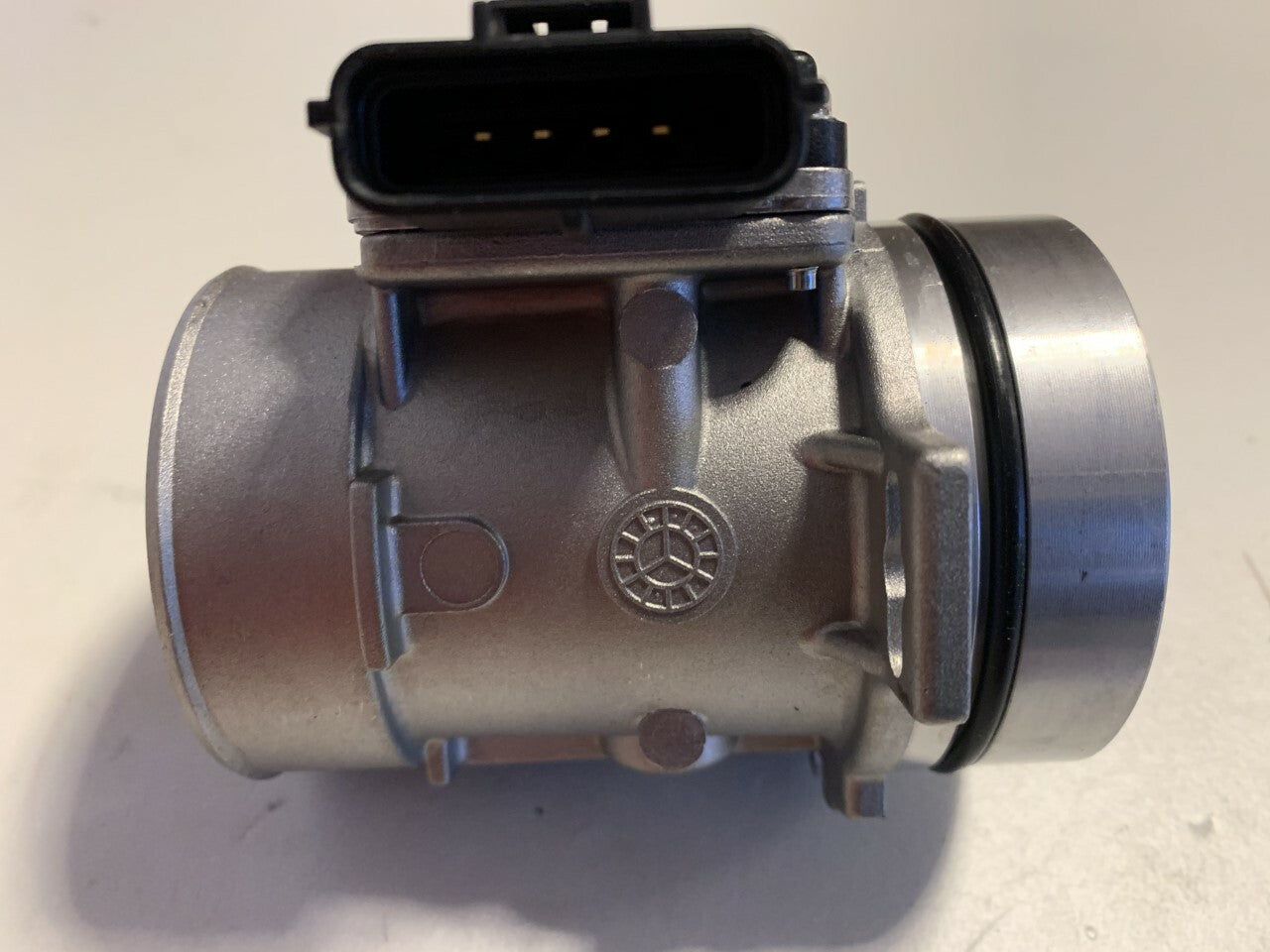 Fuel Parts MAFS001-OE Air Flow Meter fits Ford