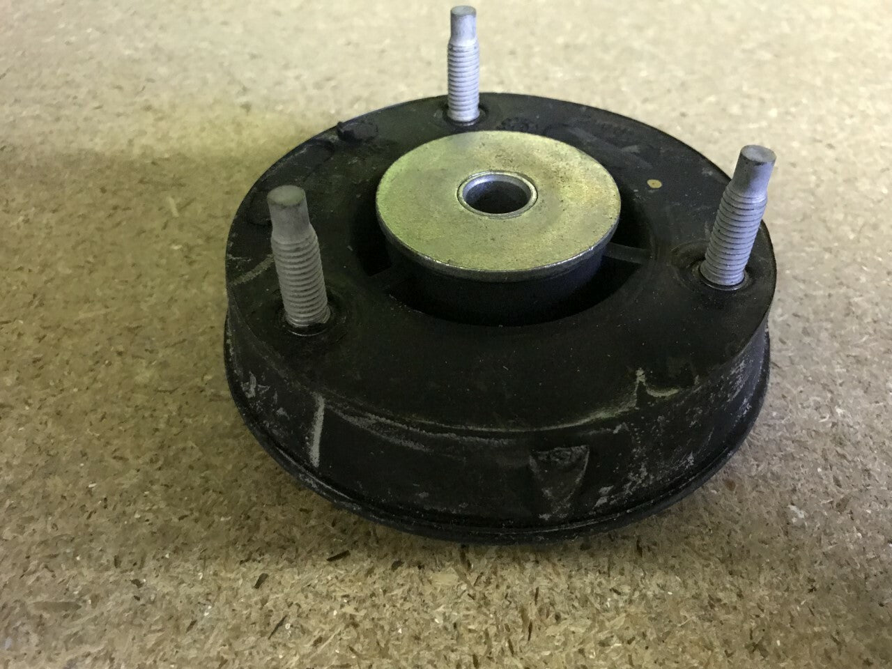 Ford Transit Lemforder 2605401 Suspension Top Mount Bush-Mounting