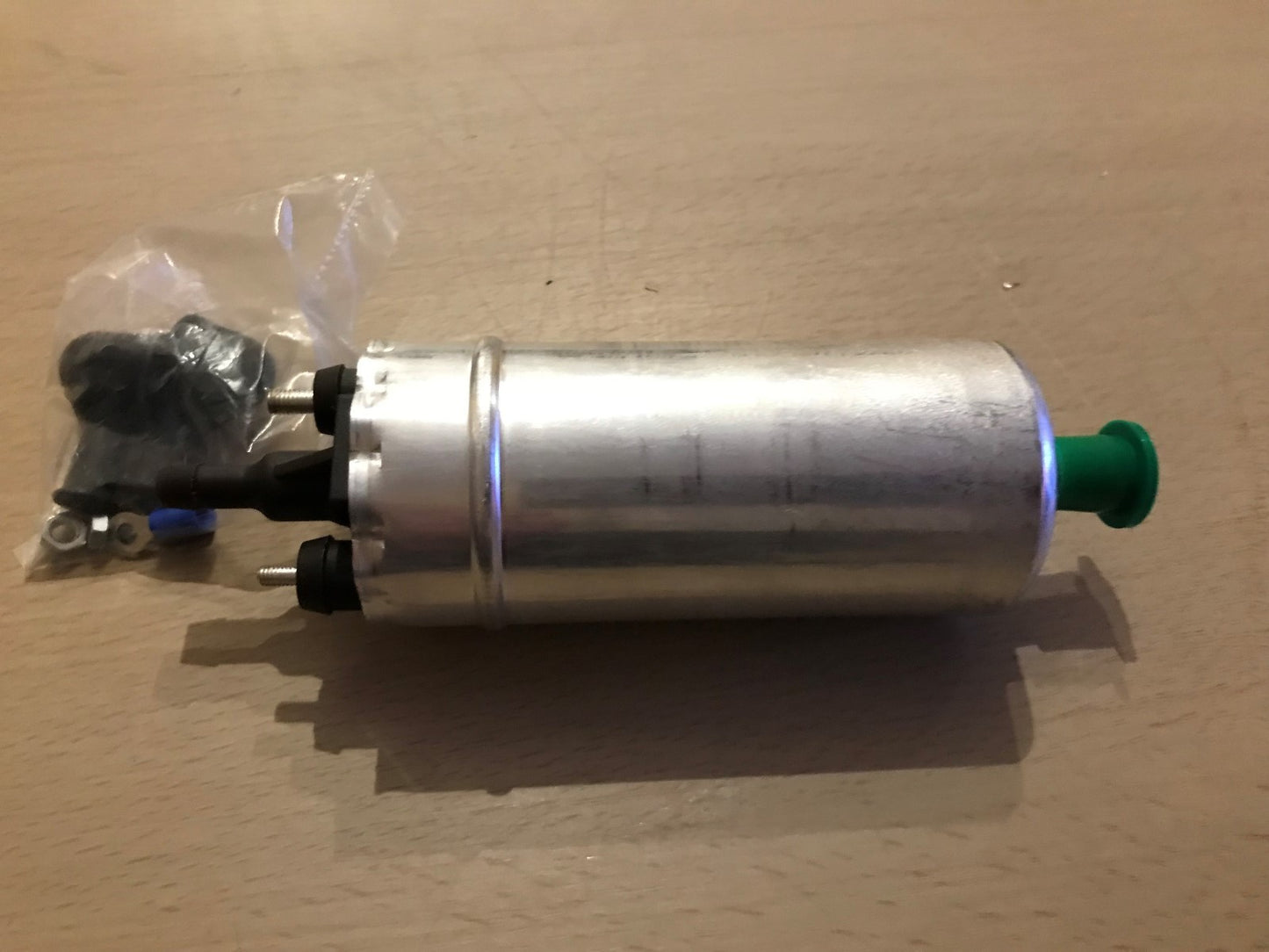 Ele Fuel Pump Espace Kangoo Laguna Master Megane Scenic Grand Vitara 16149190005