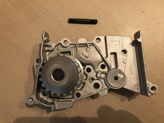 Water Pump Dacia Nissan Renault **lots of models** 10724A