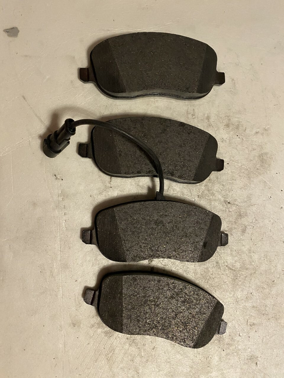 Bosch 0986494068 Brake Pad Set