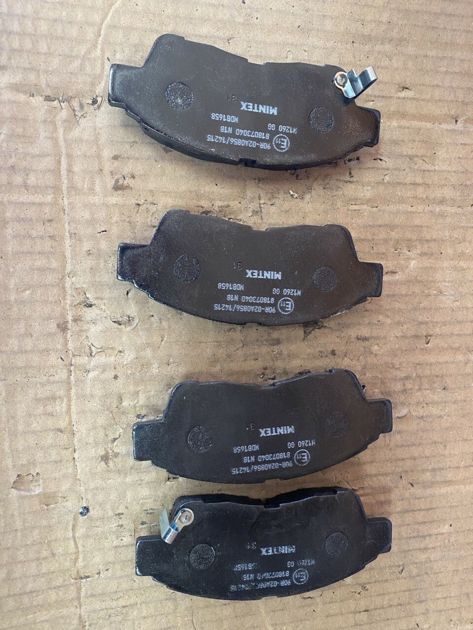 Mintex MDB1658 Front Brake Pad Set fits Toyota