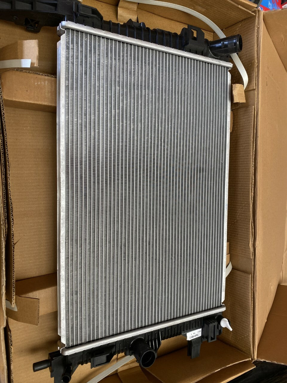 EIS 203590450 Radiator fits Ford Focus