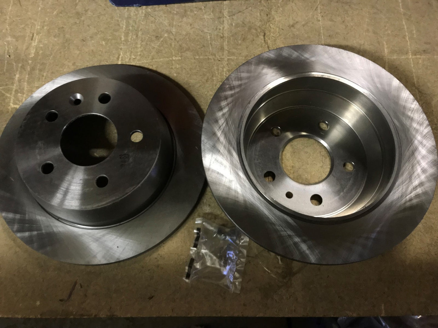 Rear Brake Discs (Pair) Mercedes V Class 1996-2003 Vito Brembo 08.6968.10