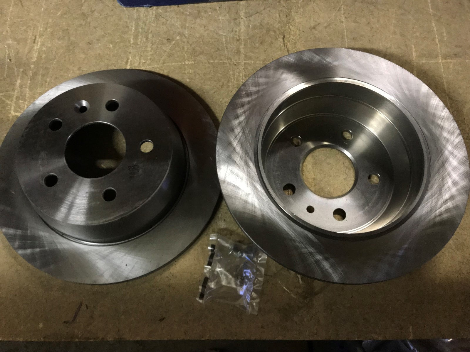 Rear Brake Discs (Pair) Mercedes V Class 1996-2003 Vito Brembo 08.6968.10