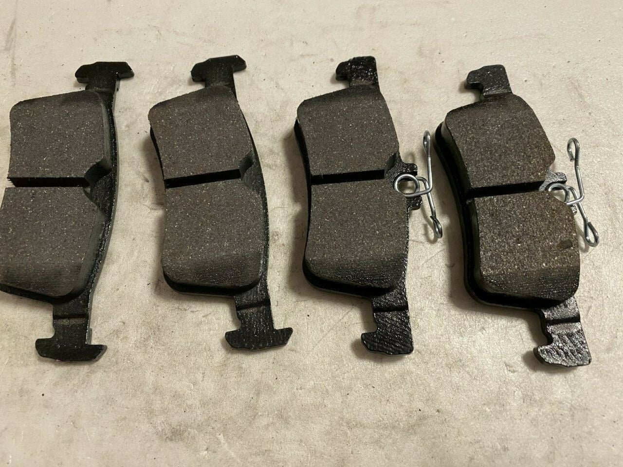 Mintex MDB3716 Rear Brake Pad Set