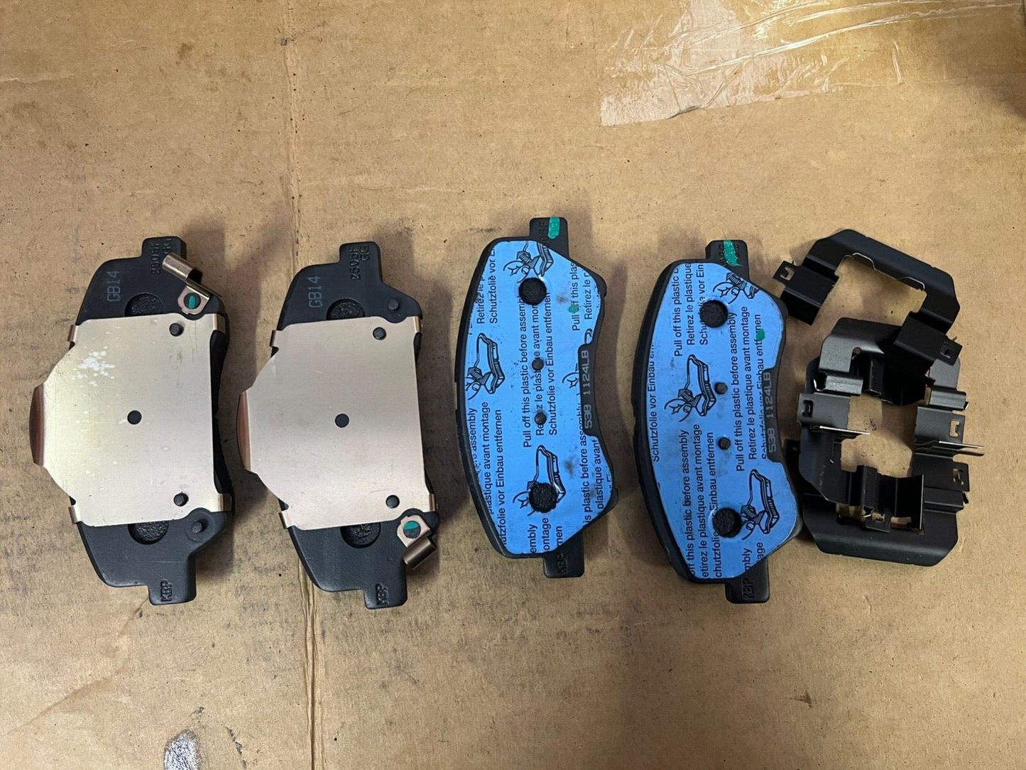 Genuine Hyundai 58101C8A00 Front Brake Pads fits Hyundai i20 Kia Rio