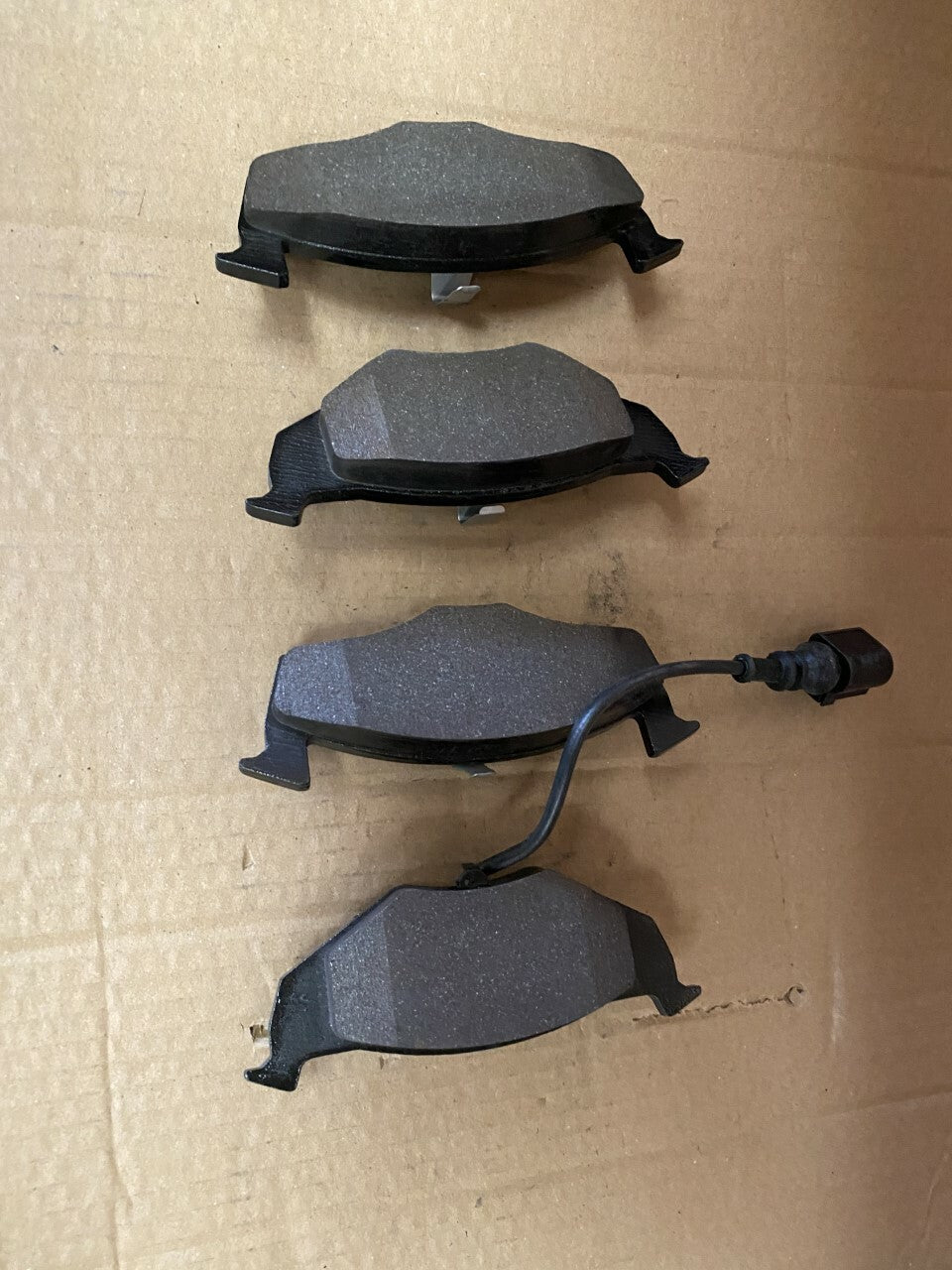 Hella-PAGID T1297 8DB355009-801 Front Brake Pad Set fits Skoda VW Volkswagon