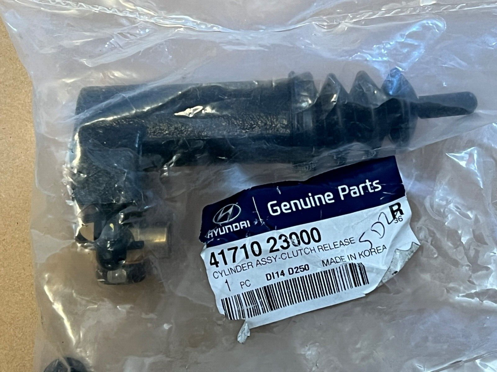 4171023000 Genuine Hyundai Clutch Slave Cylinder also fits Kia