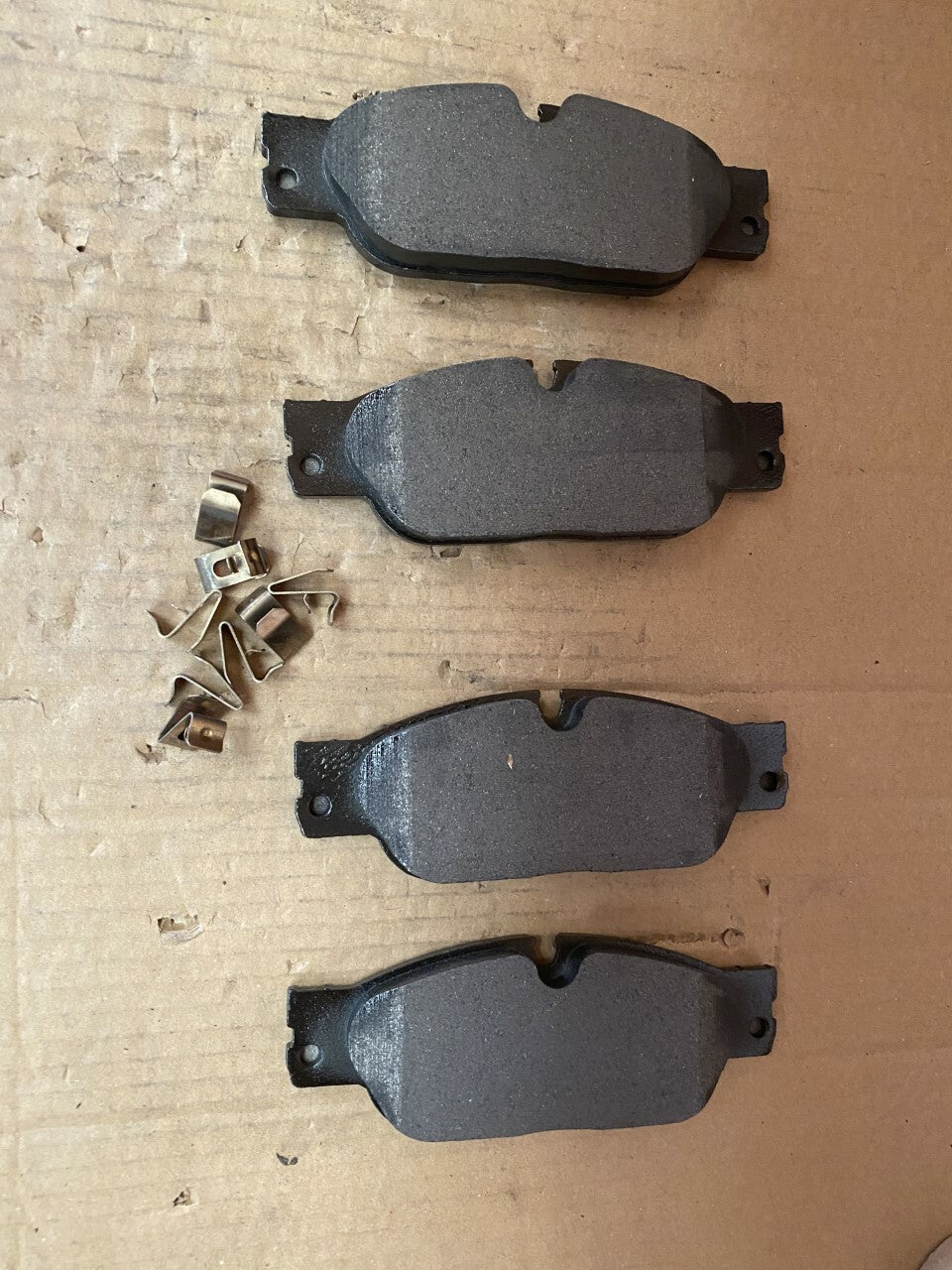 Mintex MDB2724 Front Brake Pad Set fits Jaguar