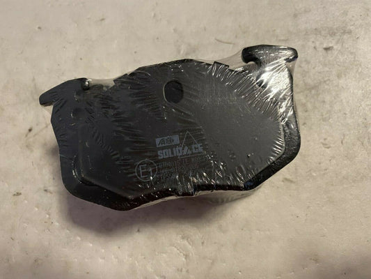 Solid Auto Q104015 Rear Brake Pad Set