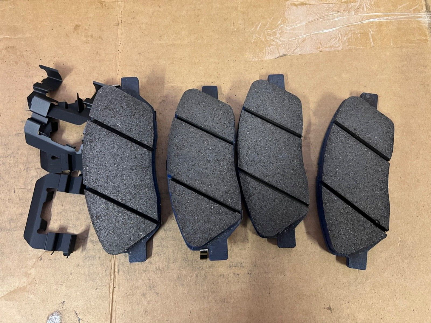 Genuine Hyundai 581012PA70 Front Brake Pad Grand Santa Fe Genesis Kia Sorento