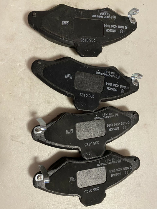 Bosch 0986424644 Front Brake Pad Set