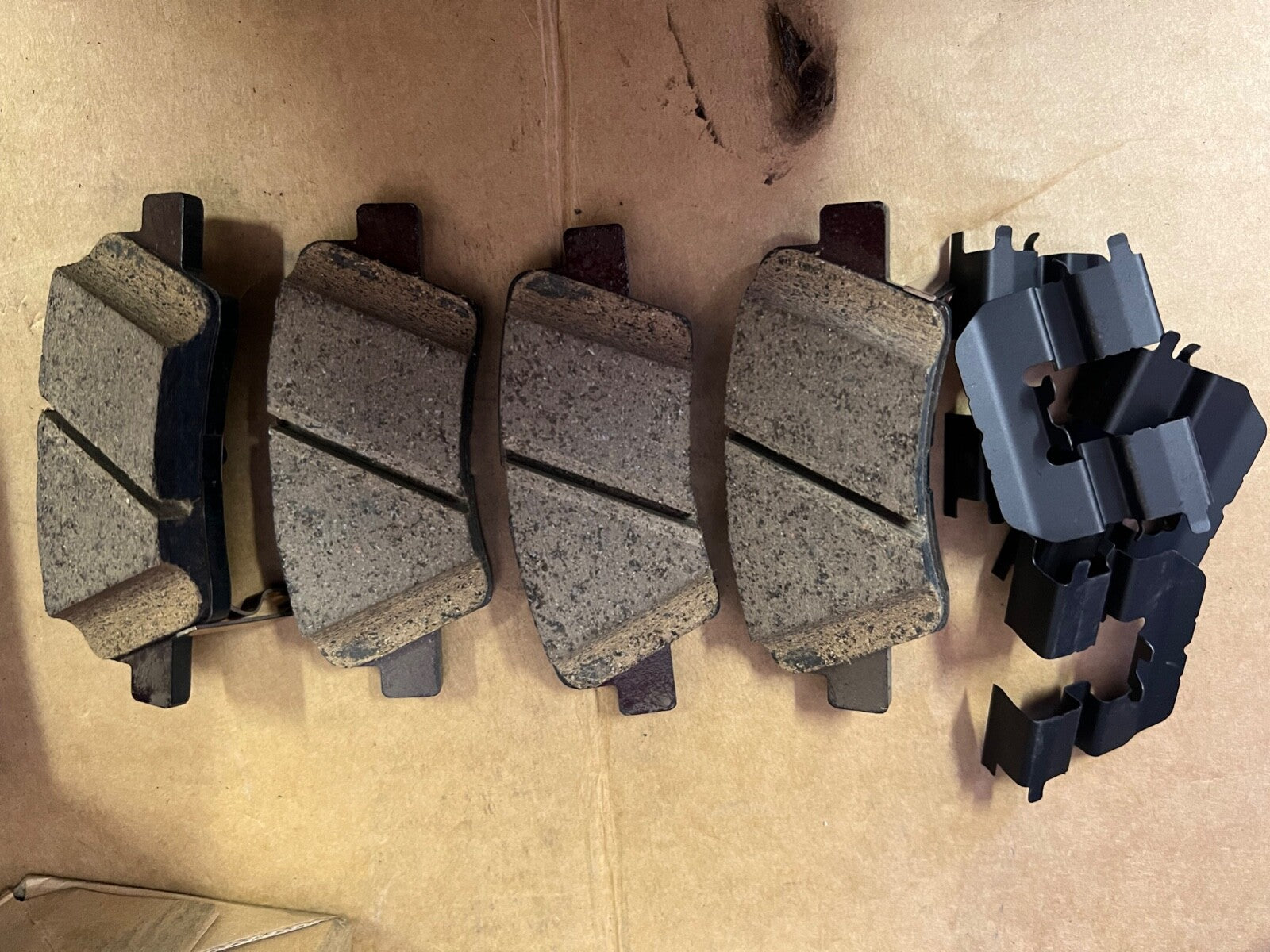 Genuine Hyundai 583023ZA70 Rear Brake Pads fit i10 i20 i30 i40 Ioniq Kona & Kia