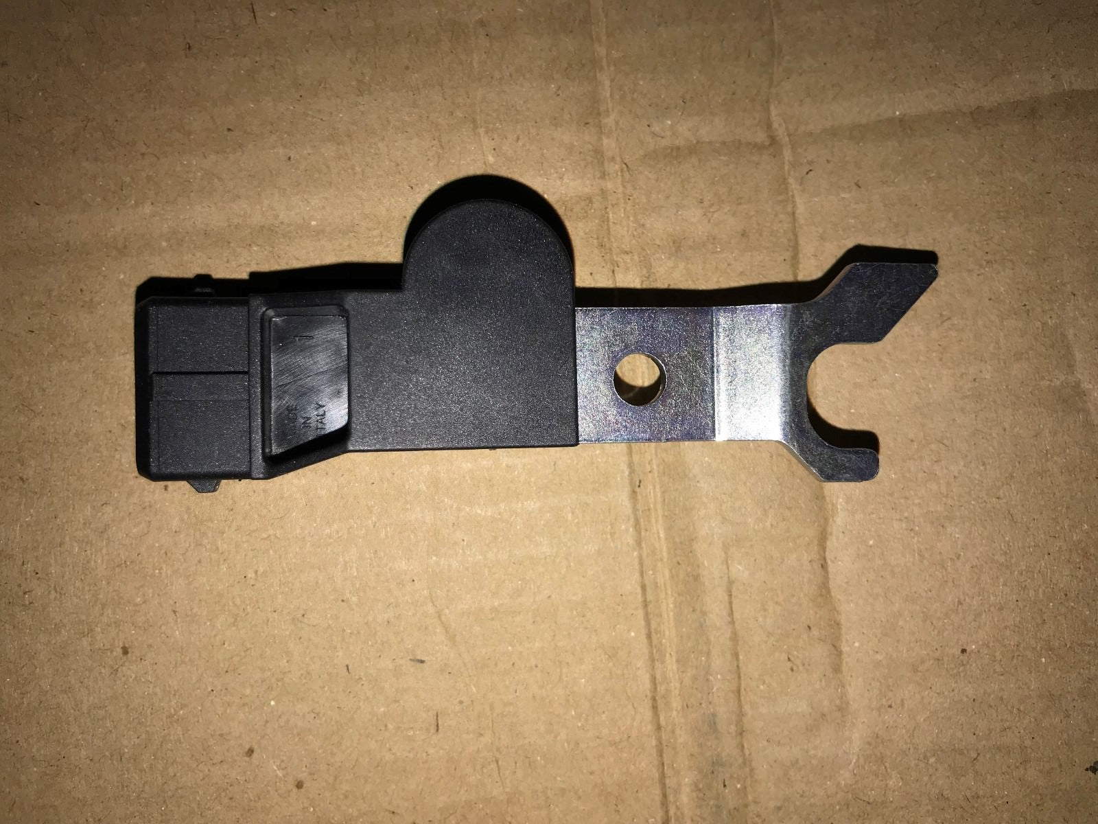 Camshaft Sensor Vauxhall Antara Astra Astra Cabrio Frontera Zafira CS1245