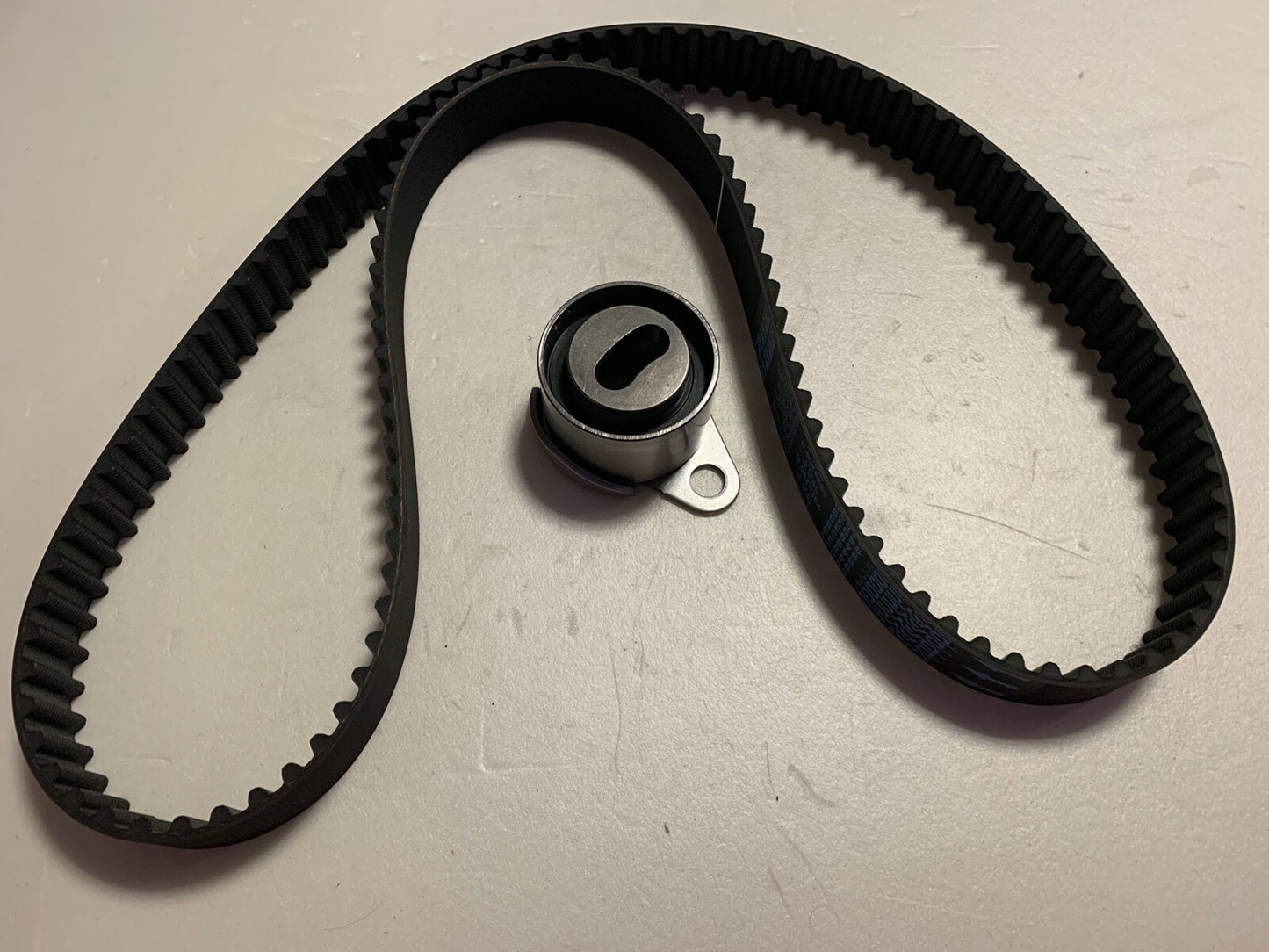 Dayco KTB298 KDD-538 Timing Belt Kit fits Mitsubishi