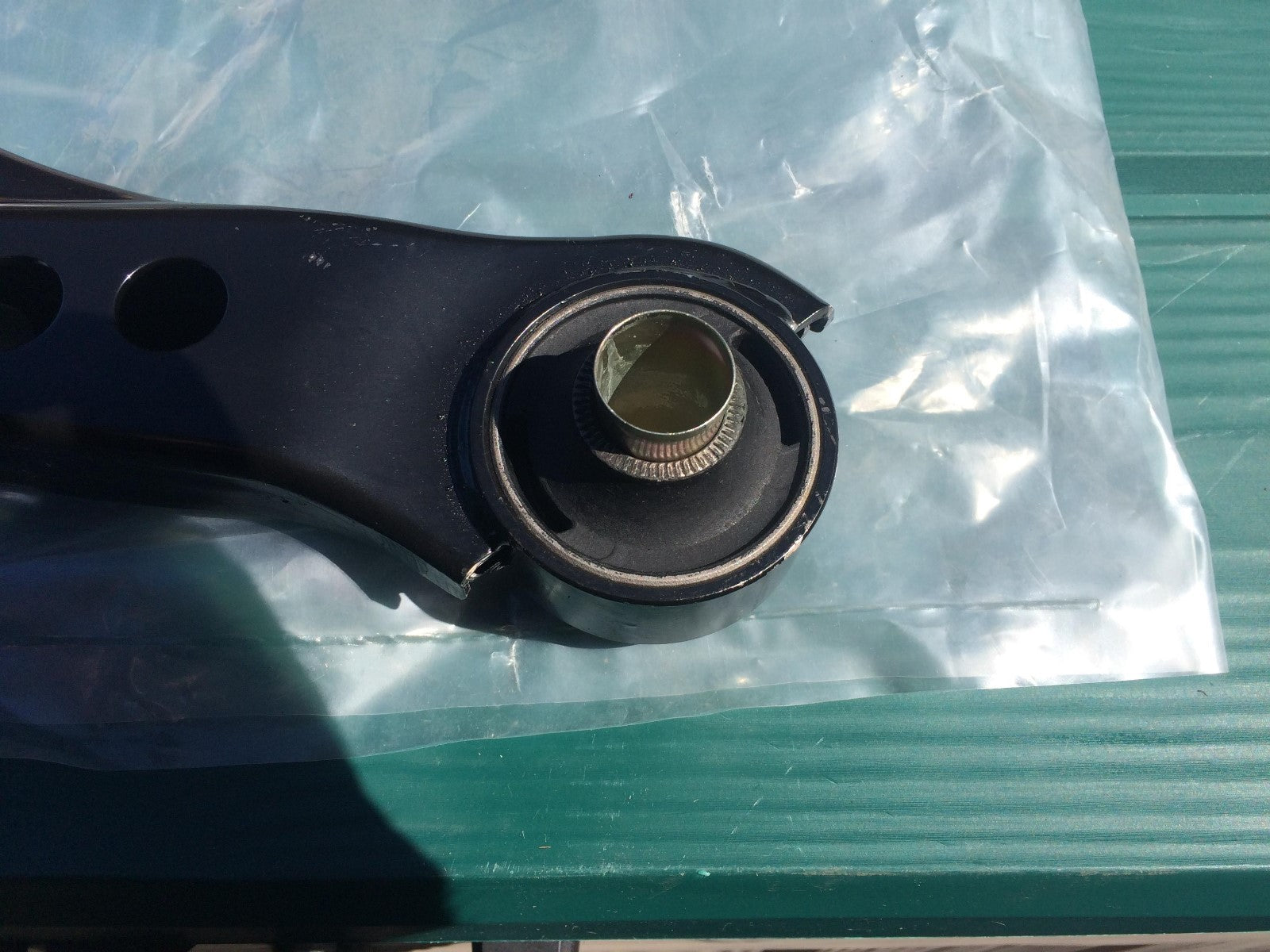 Front Lower Off Side Right Hand Toyota Carina E 92-97 T130069 Solid Auto New