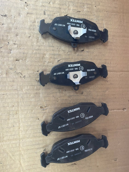 Mintex MDB1556 Front Brake Pad Set fits Opel Vauxhall Daewoo Jaguar Daimler