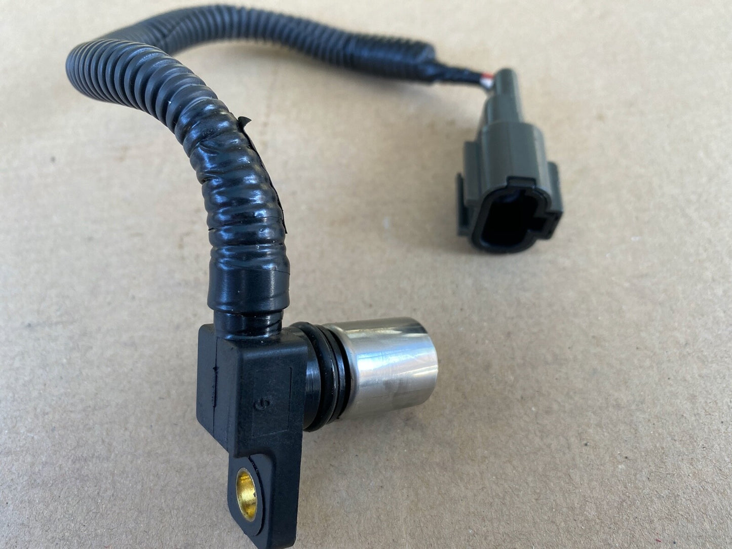 Blue Print ADK87210 Crank Angle Sensor Crankshaft Sensor fits Suzuki