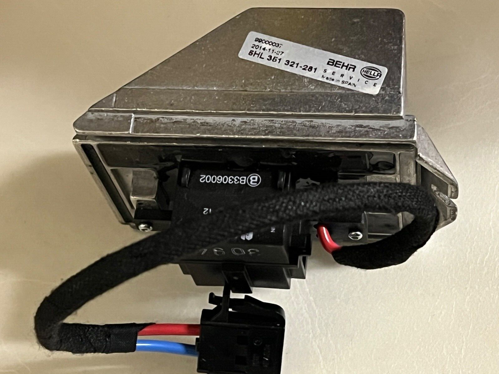 Hella 5HL351321-281 Heater Blower Resistor Regulator fits Audi Seat Skoda VW