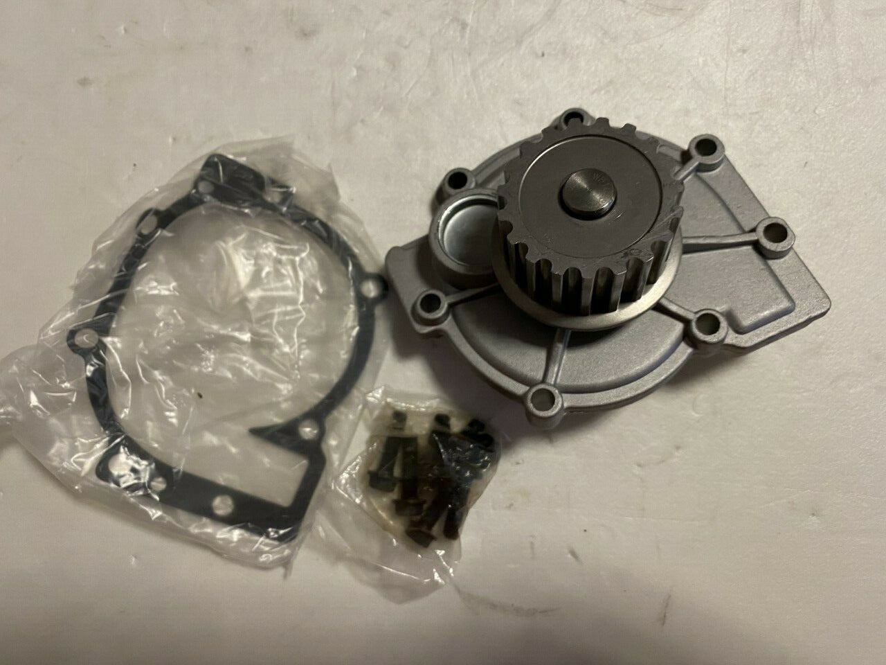 BGA CP7230T WP6432 Water Pump fits Mitsubishi