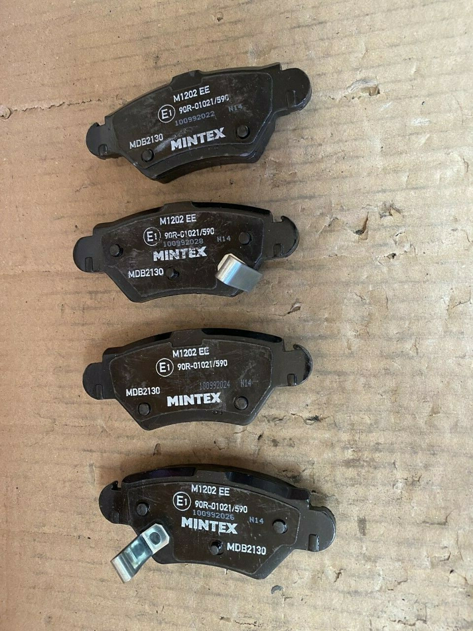 Mintex MDB2130 Rear Brake Pad Set fits Opel Vauxhall