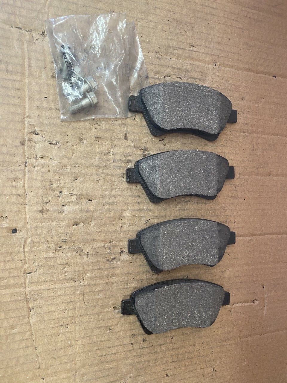 Mintex MDB2327 Front Brake Pad Set fits Renault