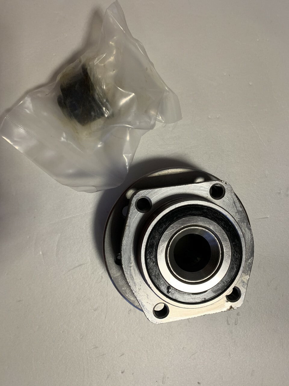 For Volvo 850 Vaico V95-0221 Front Wheel Bearing Kit