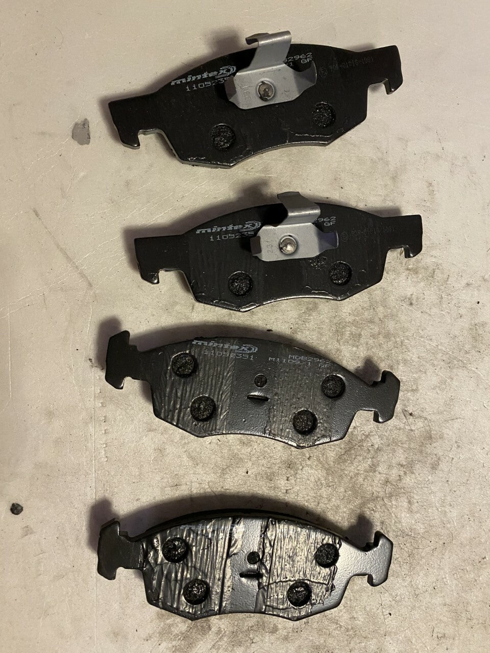 Mintex MDB2962 Front Brake Pad Set fits Dacia