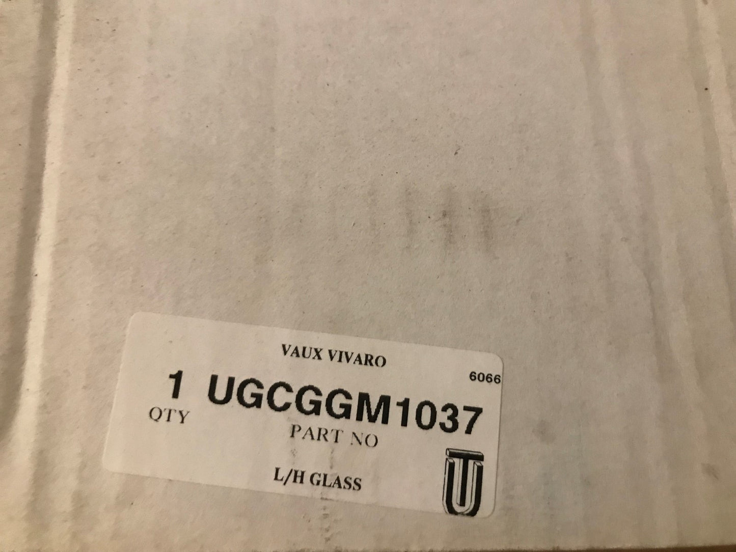 Left Hand Side Passenger Side Wing Mirror Glass Vauxhall Vivaro GGM1037