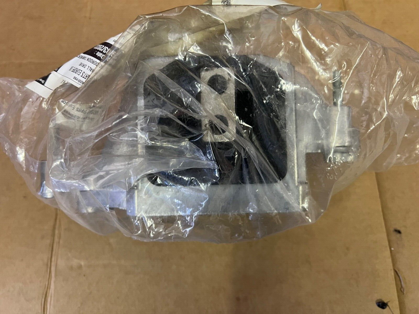 21830N9530 Genuine Hyundai Kia Engine Support Mount Bracket