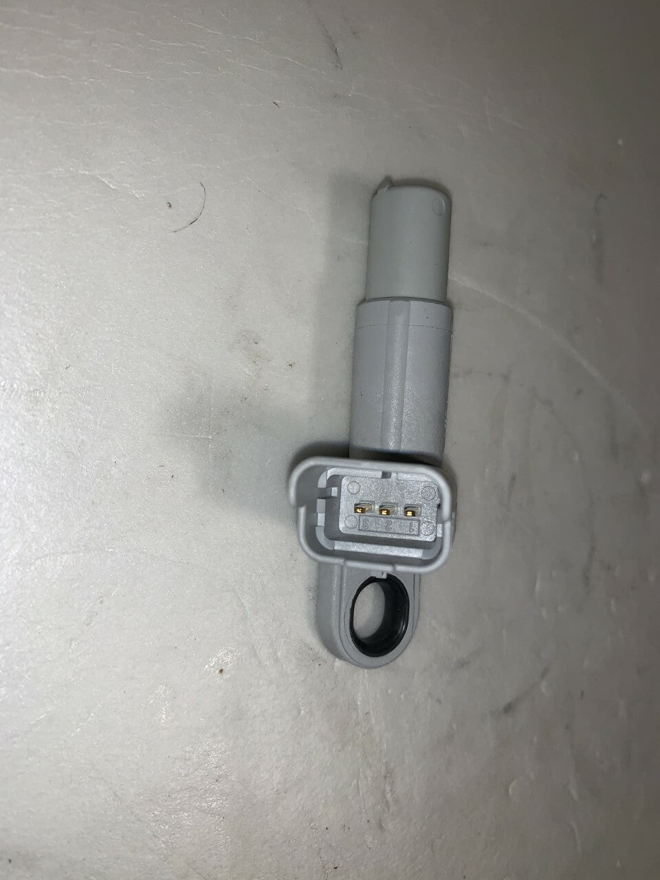 Fuel Parts CS1327 Camshaft Sensor