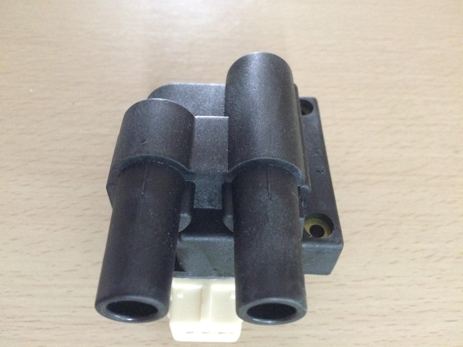 Ignition Coil Renault Megane 96-99 1.6E Delphi CE20047-12B1 New Bargain Offer